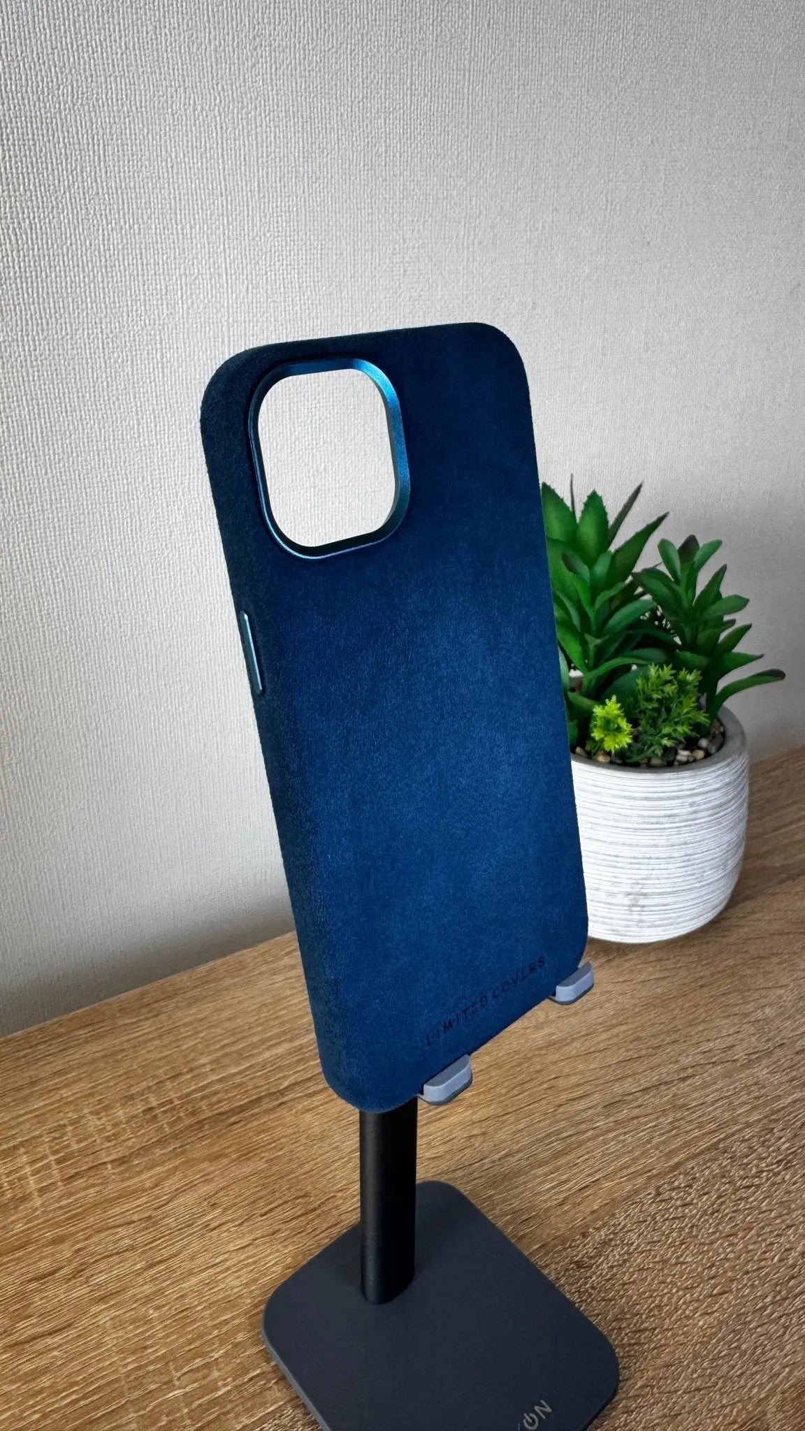 Carcasa Full Alcantara Blue - Limited Covers