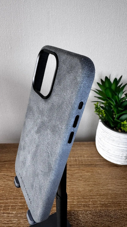 Carcasa Full Alcantara Gray - Limited Covers